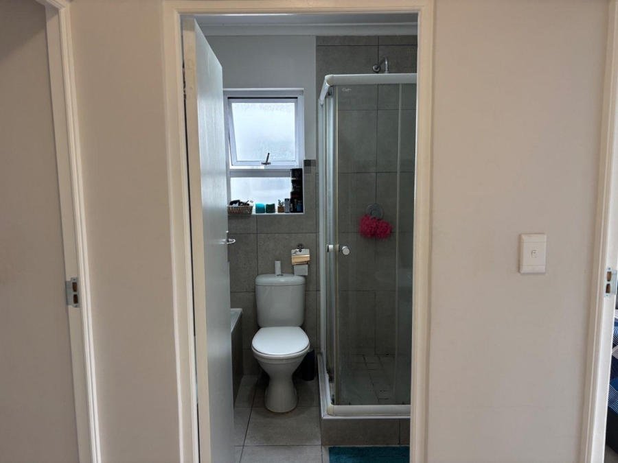 2 Bedroom Property for Sale in Eersterivier Western Cape